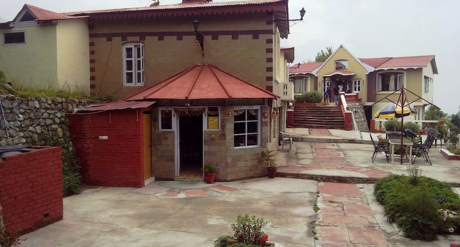 The British Retreat, Mukteshwar 3